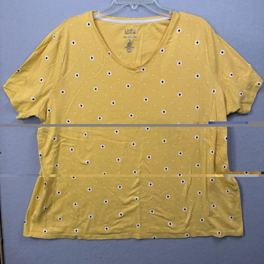 Croft & Barrow Classic Tee Womens 3X Yellow Daisy Floral V-Neck Short Sleeve Top